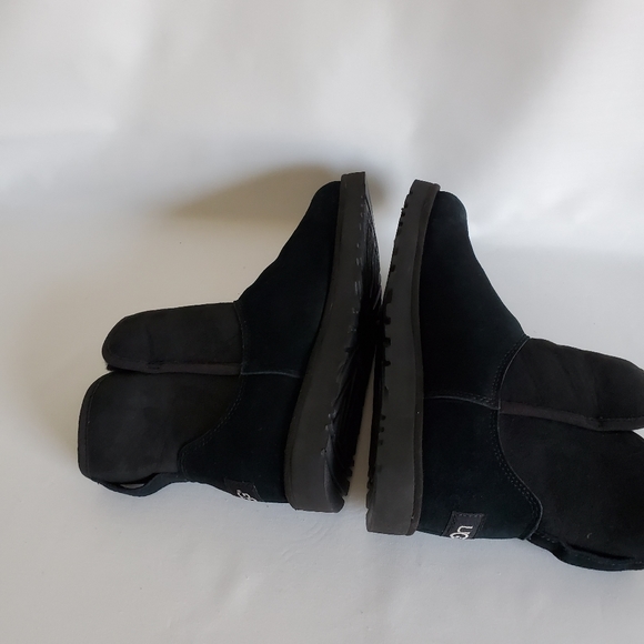 UGG size 5 Ankle boots - Picture 7 of 8